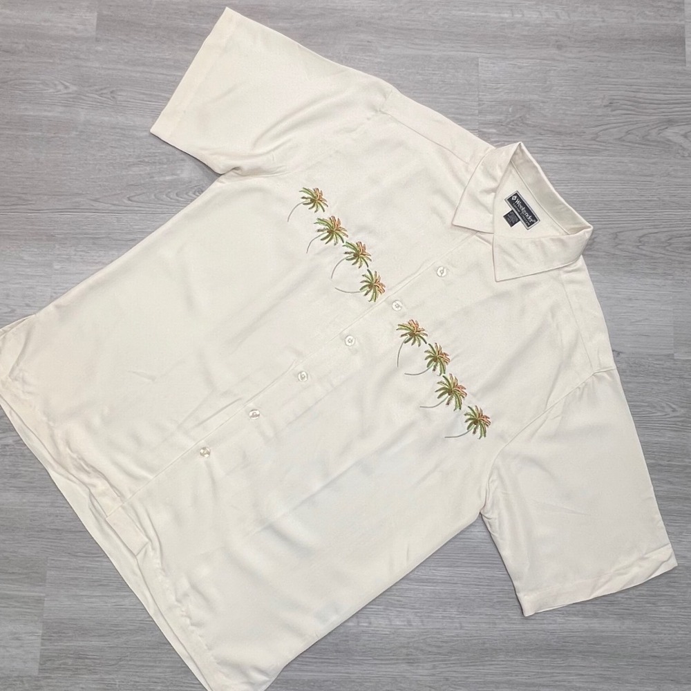 Weekender Men's Cream Palm Tree Embroidered Short Sleeve Button Up Shirt Size L